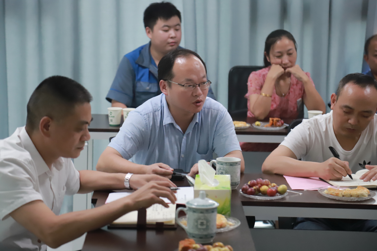 情滿中秋，共話未來。湘江電纜工會(huì)舉行中秋茶話會(huì)